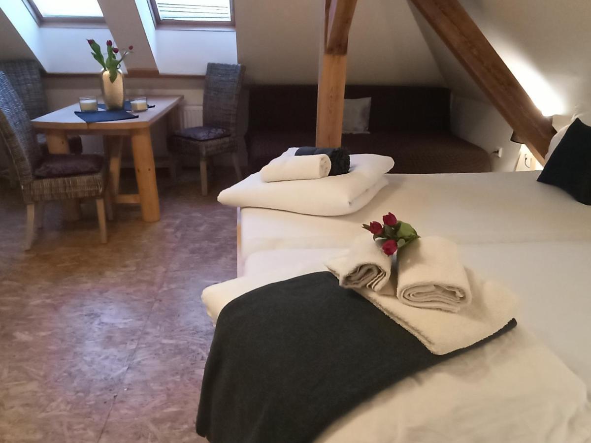 Apartmany Ziakova - Ubytovani Nove Hrady 111 Dış mekan fotoğraf