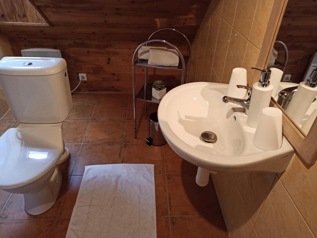 Apartmany Ziakova - Ubytovani Nove Hrady 111 Dış mekan fotoğraf