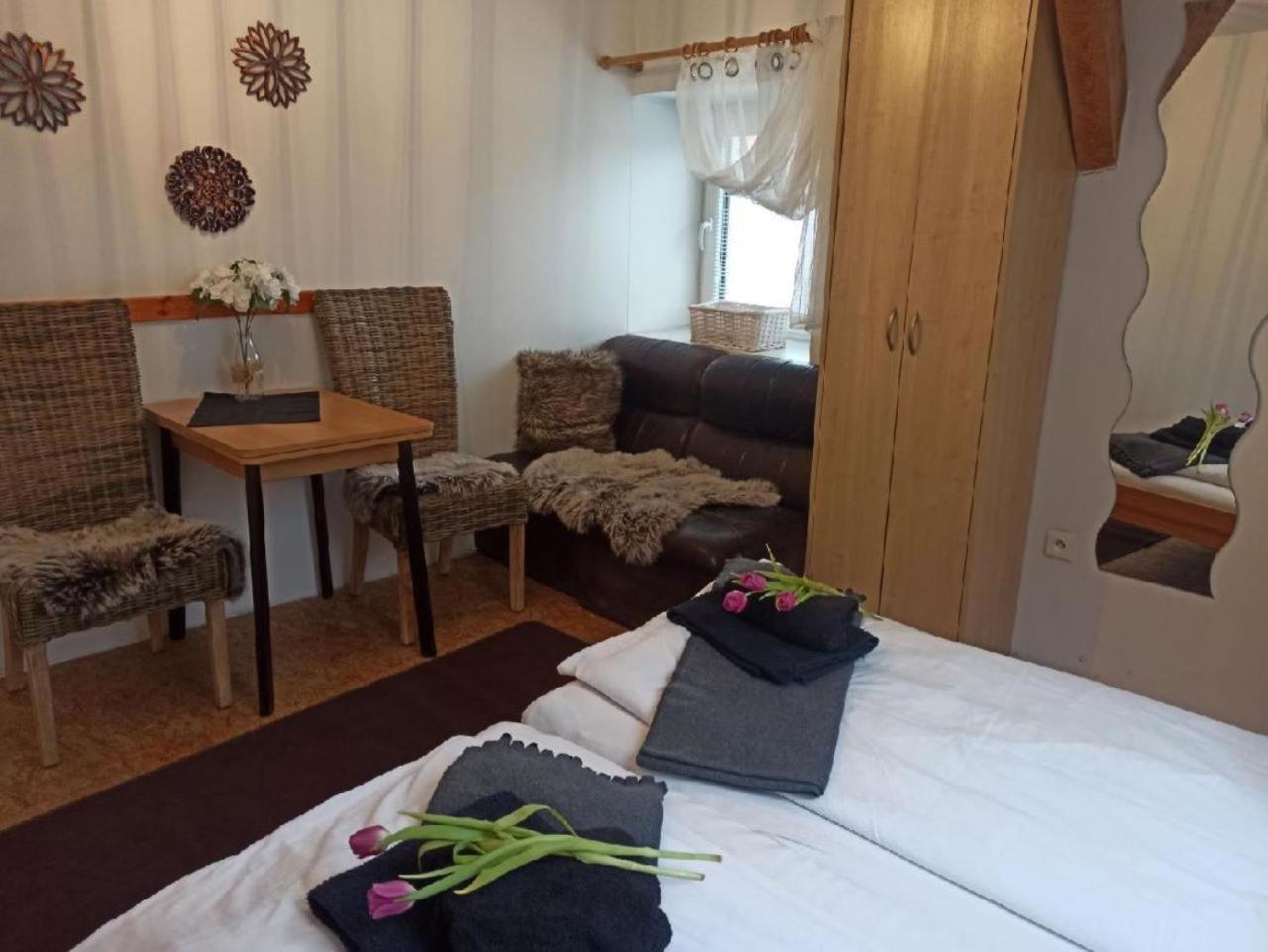 Apartmany Ziakova - Ubytovani Nove Hrady 111 Dış mekan fotoğraf